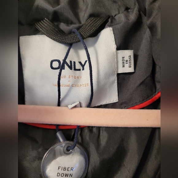 Winter Jacket - Picture 4 of 4